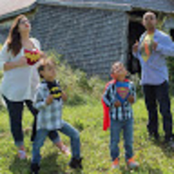 Meet your Posher, Diana - Picture 1 of 1